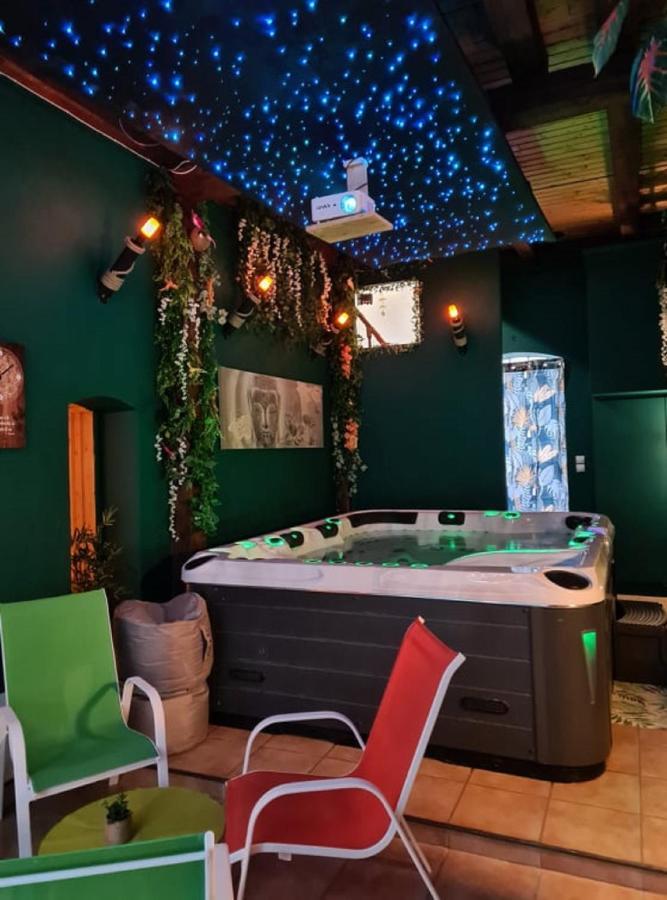Villa Maelio Jacuzzi Sauna Et Salle De Jeux - Privatif Saint-Maurice  Exterior foto