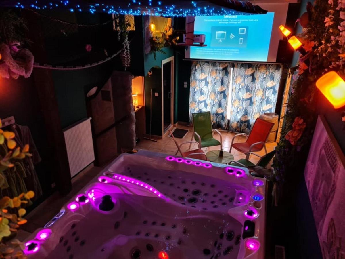 Villa Maelio Jacuzzi Sauna Et Salle De Jeux - Privatif Saint-Maurice  Exterior foto